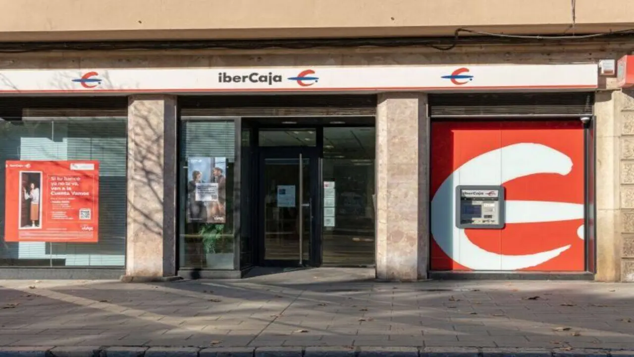 Cajero Ibercaja.
