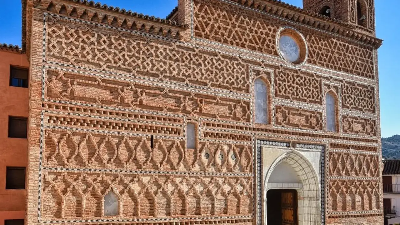 La iglesia de Tobed es Patrimonio de la Humanidad / Rom&aacute;nico de Espa&ntilde;a