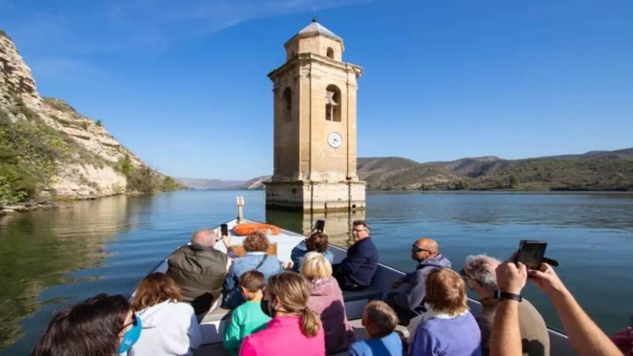 El pueblo de Zaragoza que qued&oacute; sumergido bajo un embalse y hoy es un destino &uacute;nico