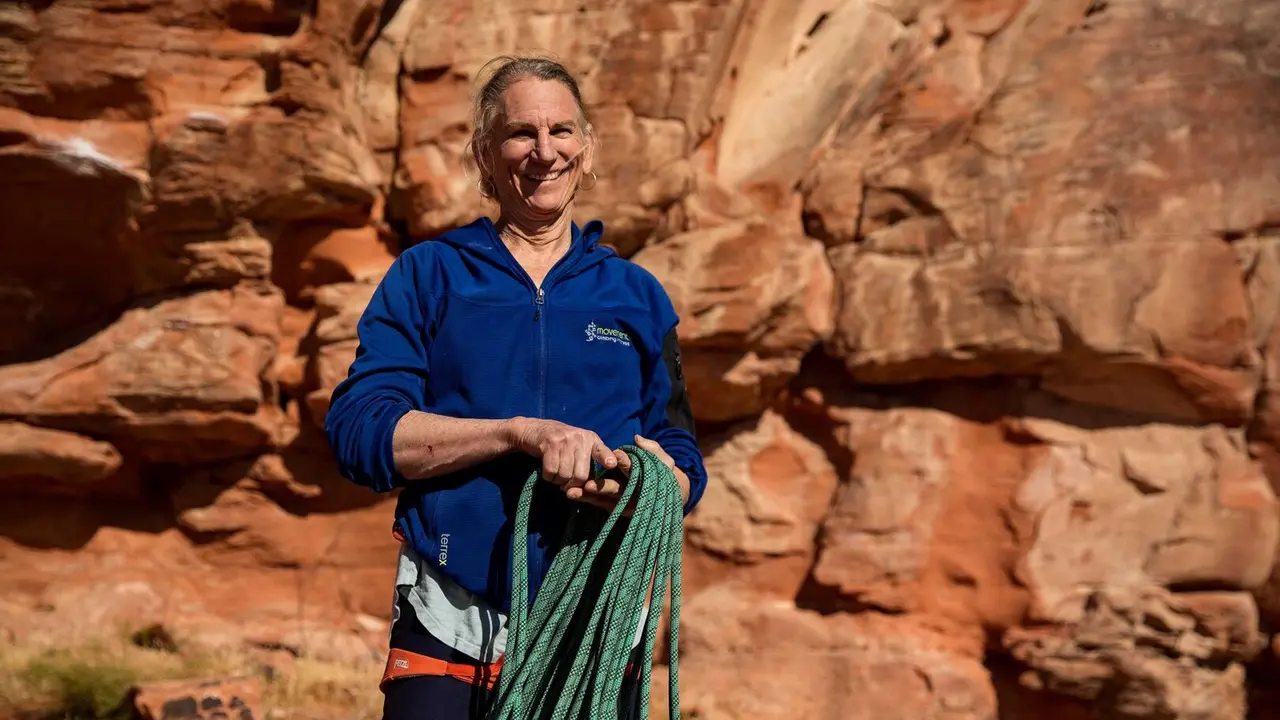 El cortometraje "Jamie Logan: All in", del norteamericano Jim Aikman, que aborda la historia de escaladora transg&eacute;nero de alto nivel logra el Premio al Mejor Cortometraje en el Pirineos Mountain Film Festival 2025 - PIRINEOS MOUNTAIN FILM FESTIVAL 2025