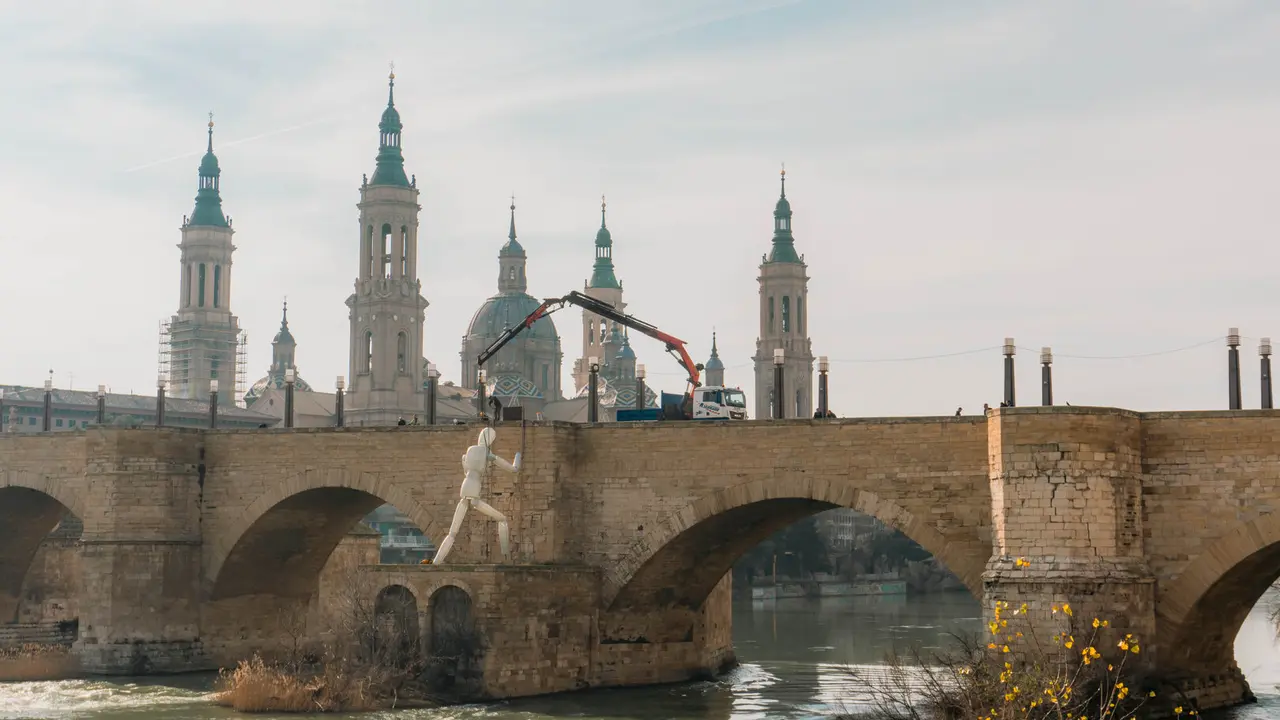 Montaje Zaragoza Luce 2025 ./ Ayuntamiento de Zaragoza