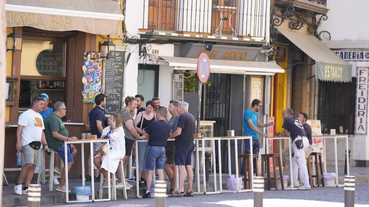 Terraza de un bar / EUROPA PRESS - Archivo
