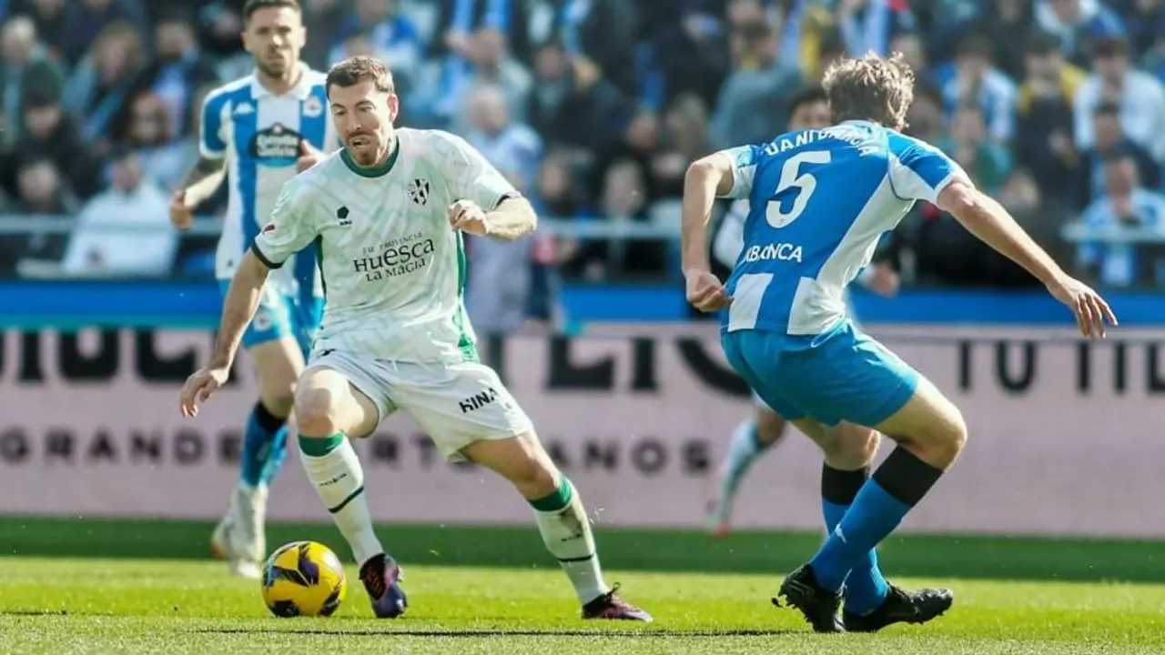 Sergi Enrich con la SD Huesca / LALIGA