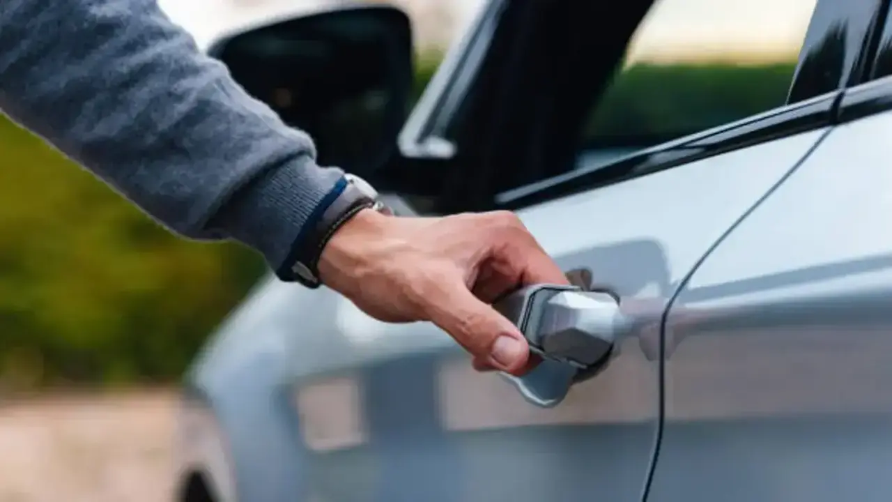 As&iacute; es el nuevo m&eacute;todo de robo en supermercados y gasolineras