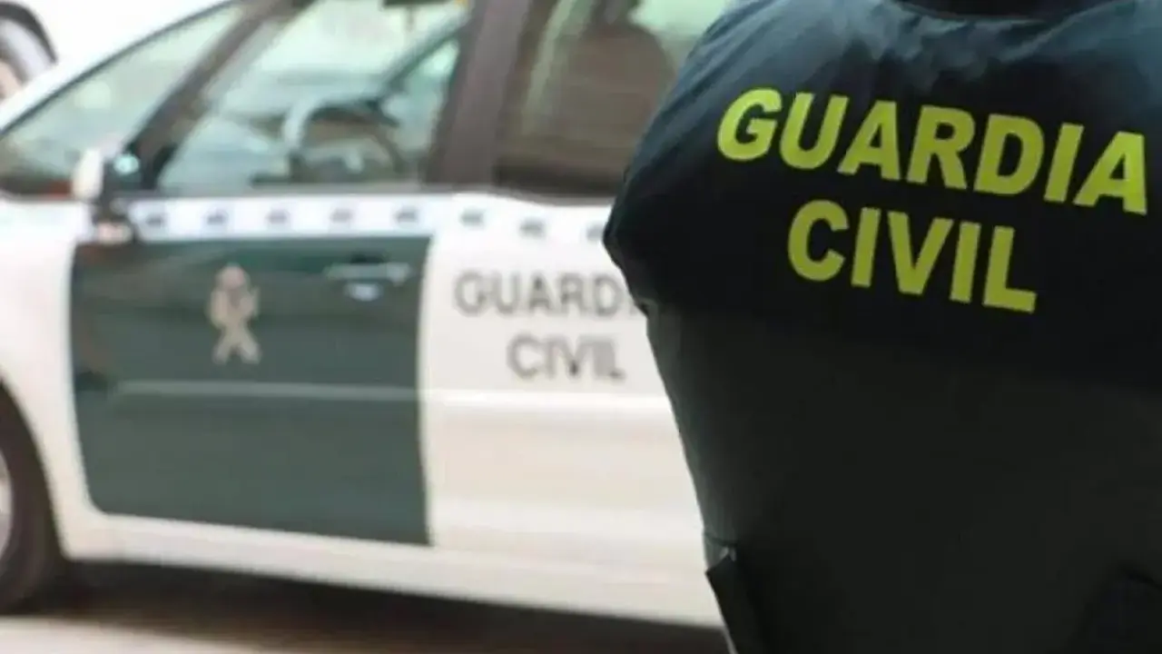 Imagen de archivo de una patrulla de seguridad ciudadana de la Guardia Civil/H.A.