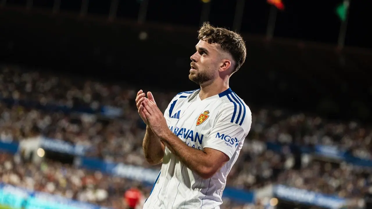Mario Sober&oacute;n durante un partido con el Real Zaragoza / Marcos Cebri&aacute;n