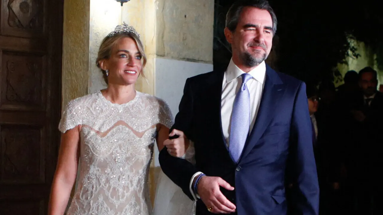 Nicol&aacute;s de Grecia y Chrysi, durante su boda