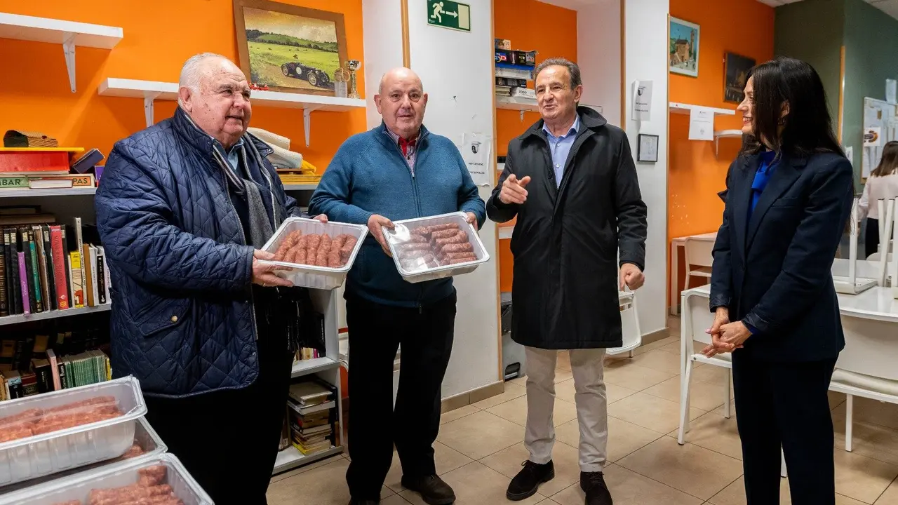 'Jueves Lardero' a los centros sociales: gracias a Mercazaragoza