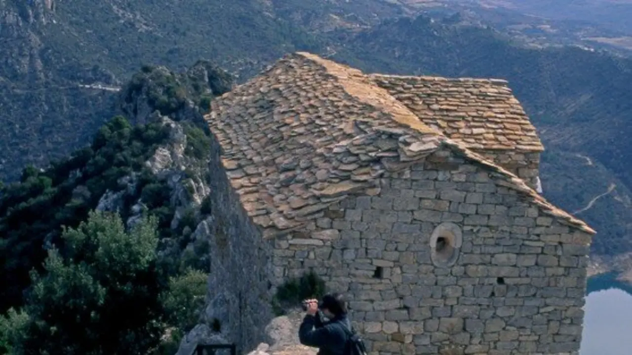 Esta ermita del siglo XI est&aacute; situado en el municipio de Viacamp. / Ribagorza es Pirineo