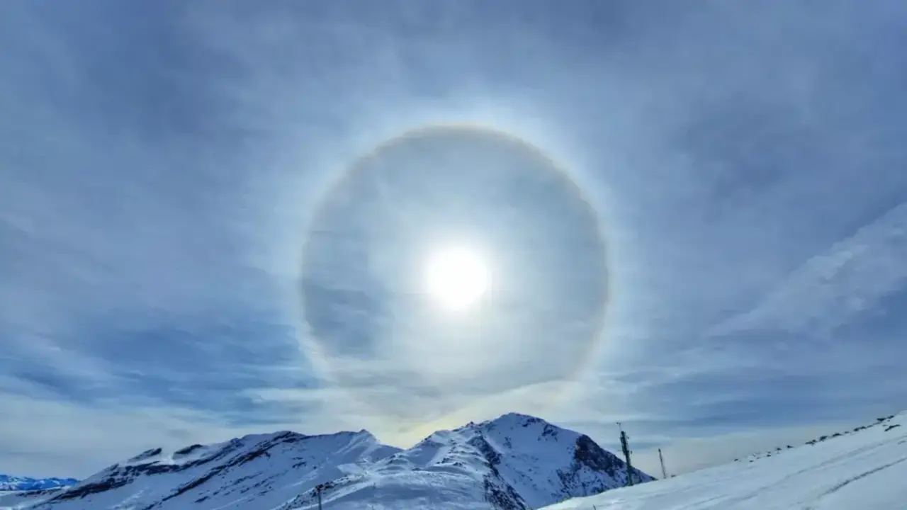 Halo Solar en Cerler ./ Pedro Camarero - El Diario de Huesca
