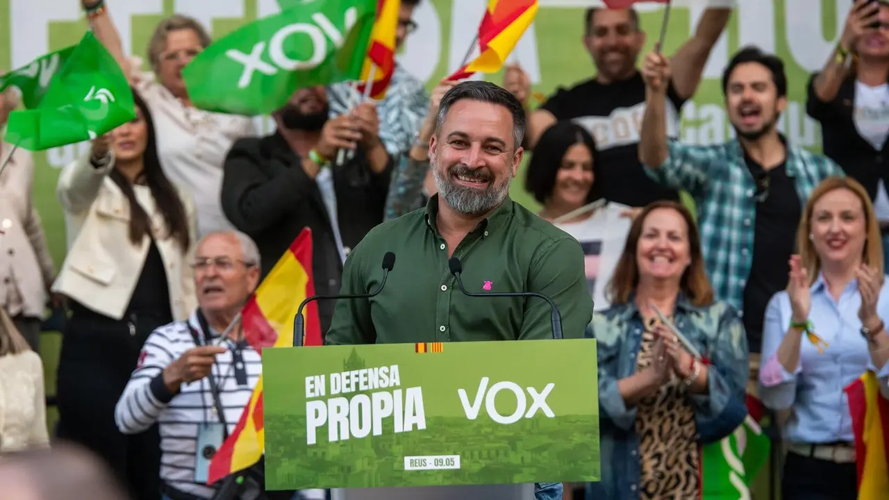 El presidente de VOX, Santiago Abascal, durante un mitin de VOX en Reus, Catalu&ntilde;a. / Laia Solanellas - Europa Press