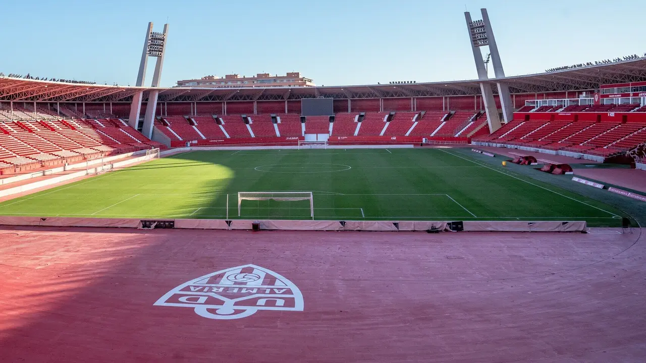 Power Horse Stadium / UD ALMER&Iacute;A