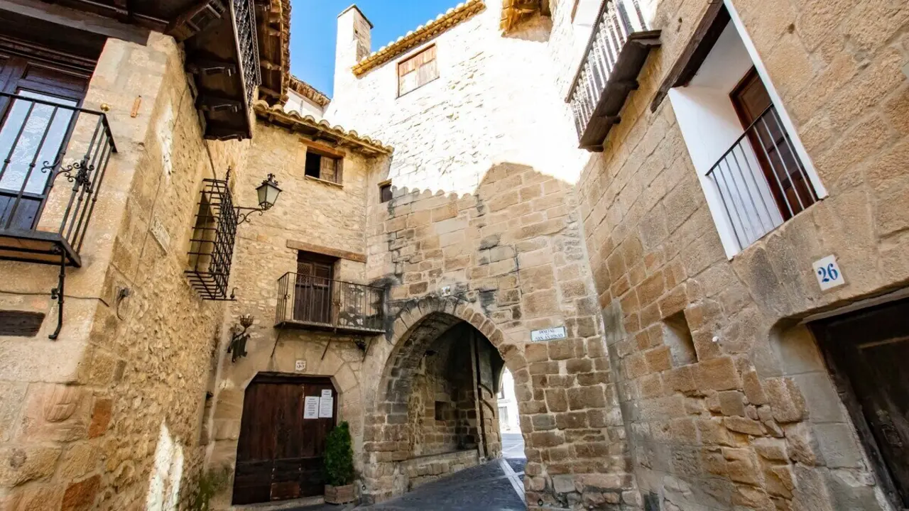 La historia de dos pueblos de Arag&oacute;n con el mismo nombre pero al rev&eacute;s