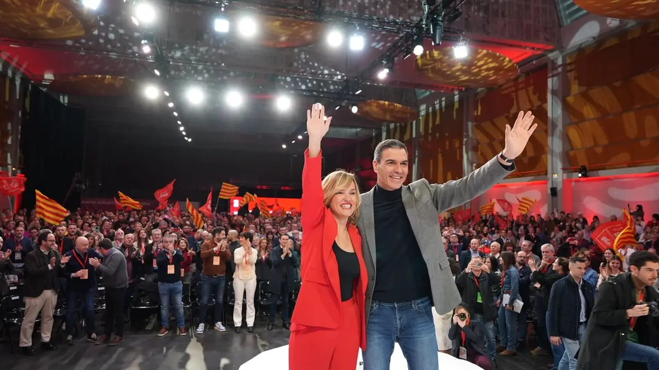 Pilar Alegr&iacute;a y Pedro S&aacute;nchez en Zaragoza