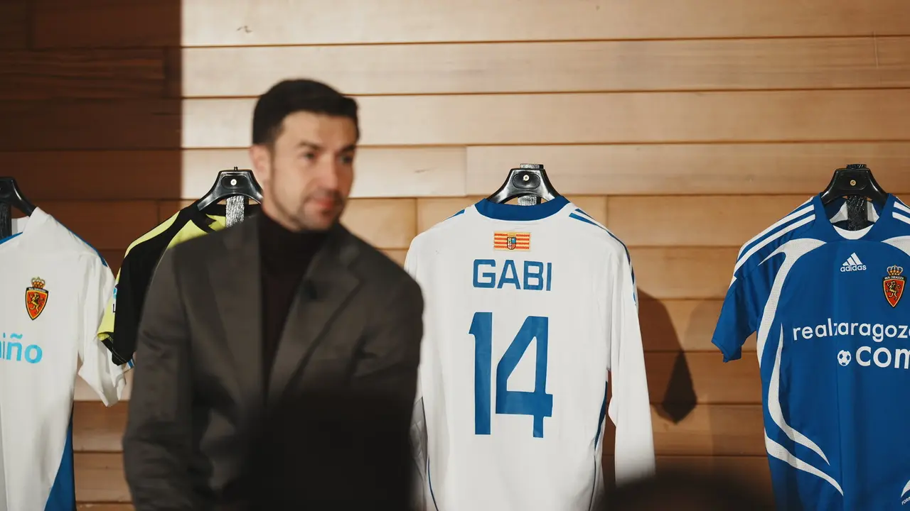 PRESENTACI&Oacute;N DE GABI / &Aacute;LVARO CALVO