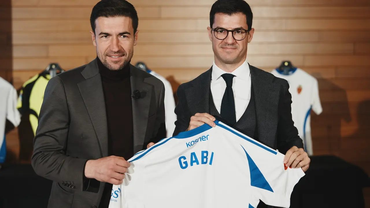 PRESENTACI&Oacute;N DE GABI / &Aacute;LVARO CALVO