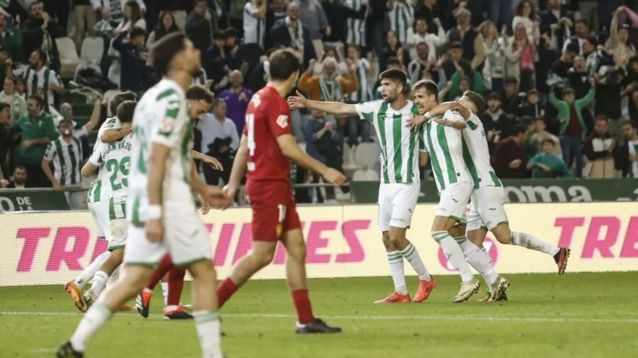 Celebraci&oacute;n de un gol del C&oacute;rdoba ante el Real Zaragoza / LaLiga
