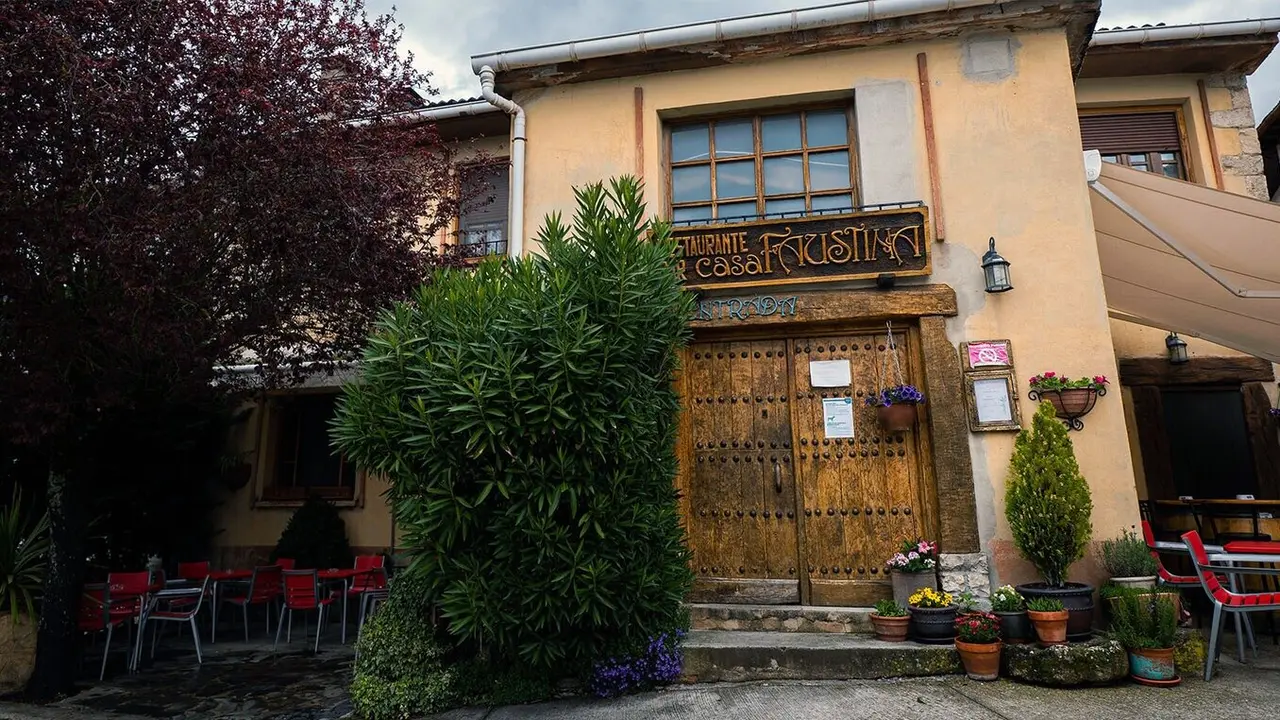 Platos al centro: el restaurante a 2 horas de Zaragoza con comida ilimitada