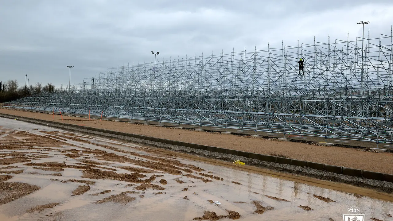 Obras en el Estadio Modular en Parking Norte / Real Zaragoza