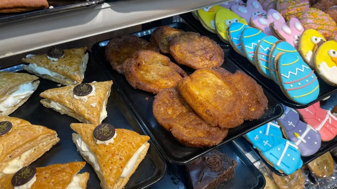 Torrijas y Nazarenos artesanos Mart&iacute;n Mart&iacute;n
