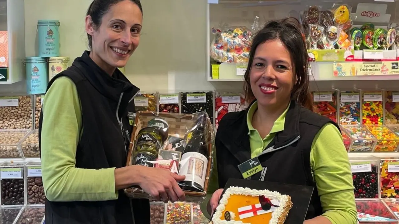 Lote de productos aragoneses y el lanz&oacute;n de San Jorge de Mart&iacute;n Mart&iacute;n.