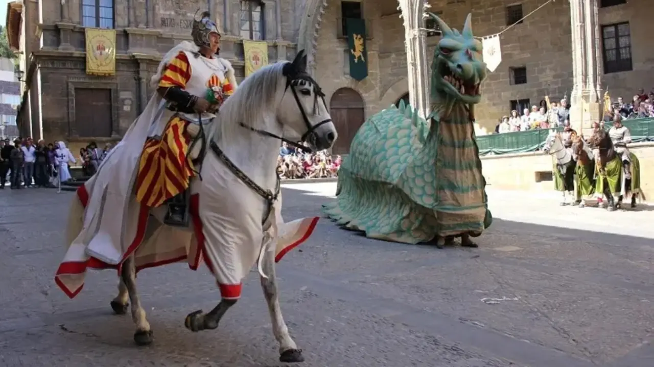 Imagen de archivo del Vencimiento del Drag&oacute;n, en Alca&ntilde;iz.