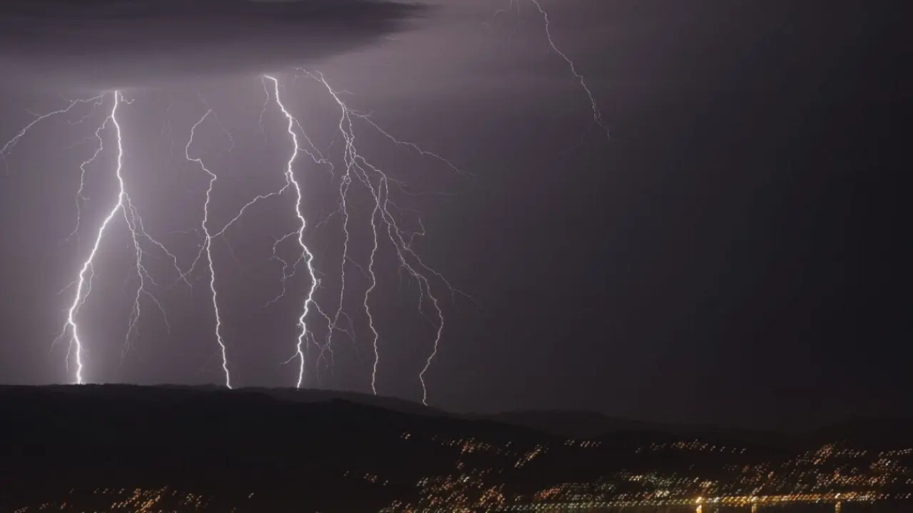 Tormenta el&eacute;ctrica en Arag&oacute;n