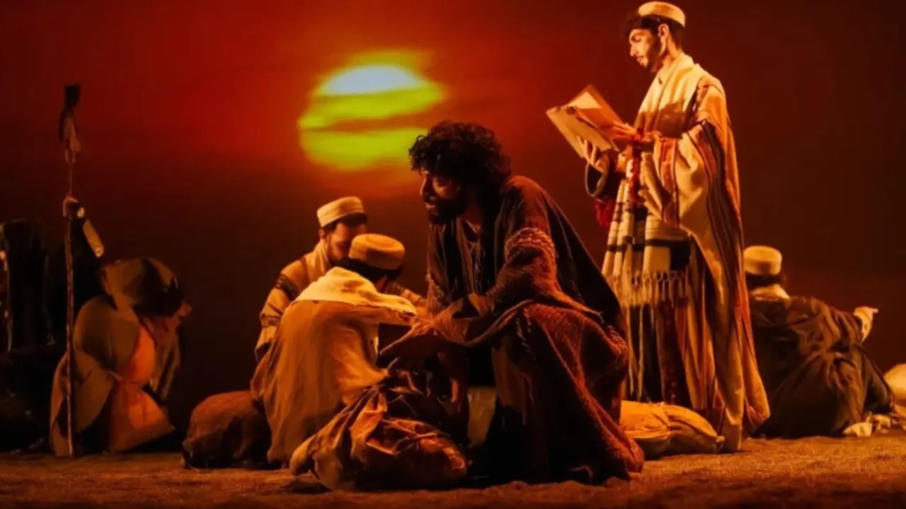 Una escena del musical de 'El m&eacute;dico'.