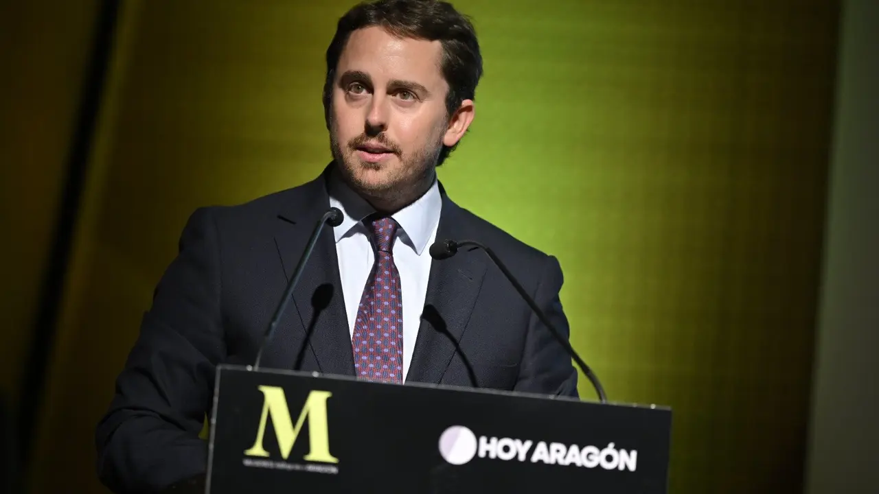 El director editorial de HOY ARAG&Oacute;N, &Aacute;lvaro Sierra. /Marcos Cebri&aacute;n para HOY ARAG&Oacute;N.