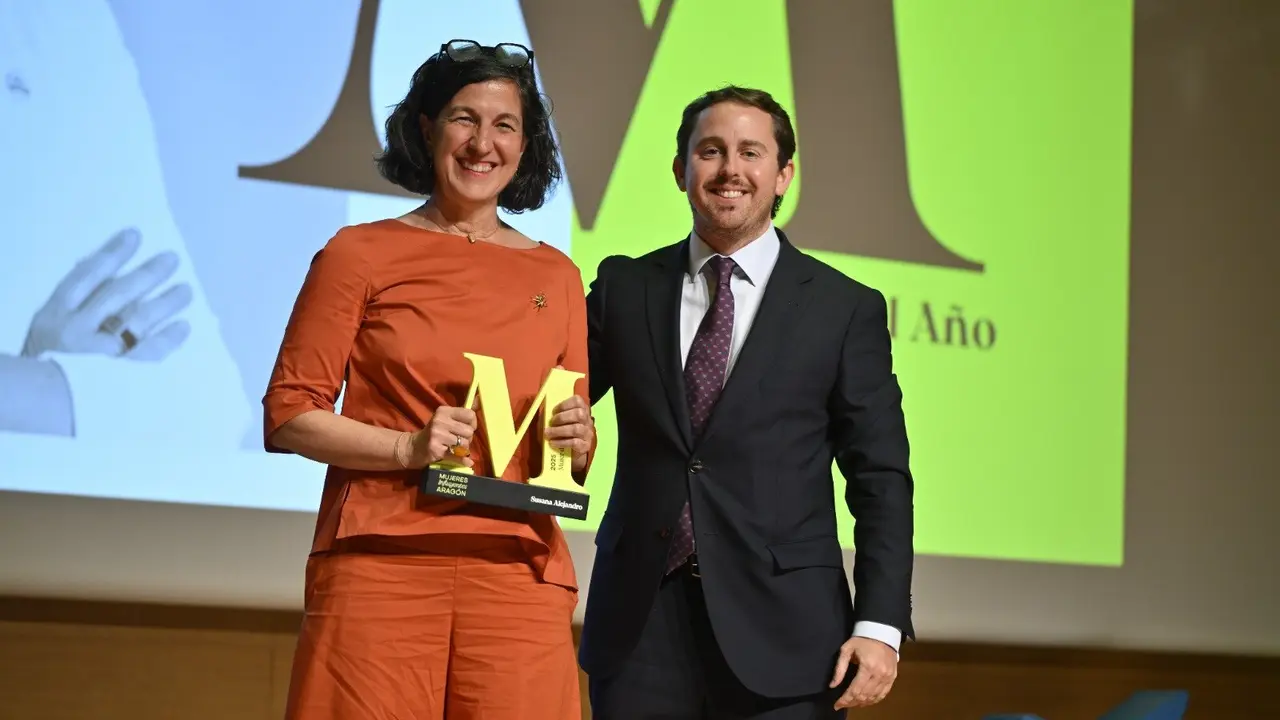 Susana Alejandro galardonada en los Premios Mujeres Influyentes de Arag&oacute;n 2025. /Marcos Cebri&aacute;n para HOY ARAG&Oacute;N