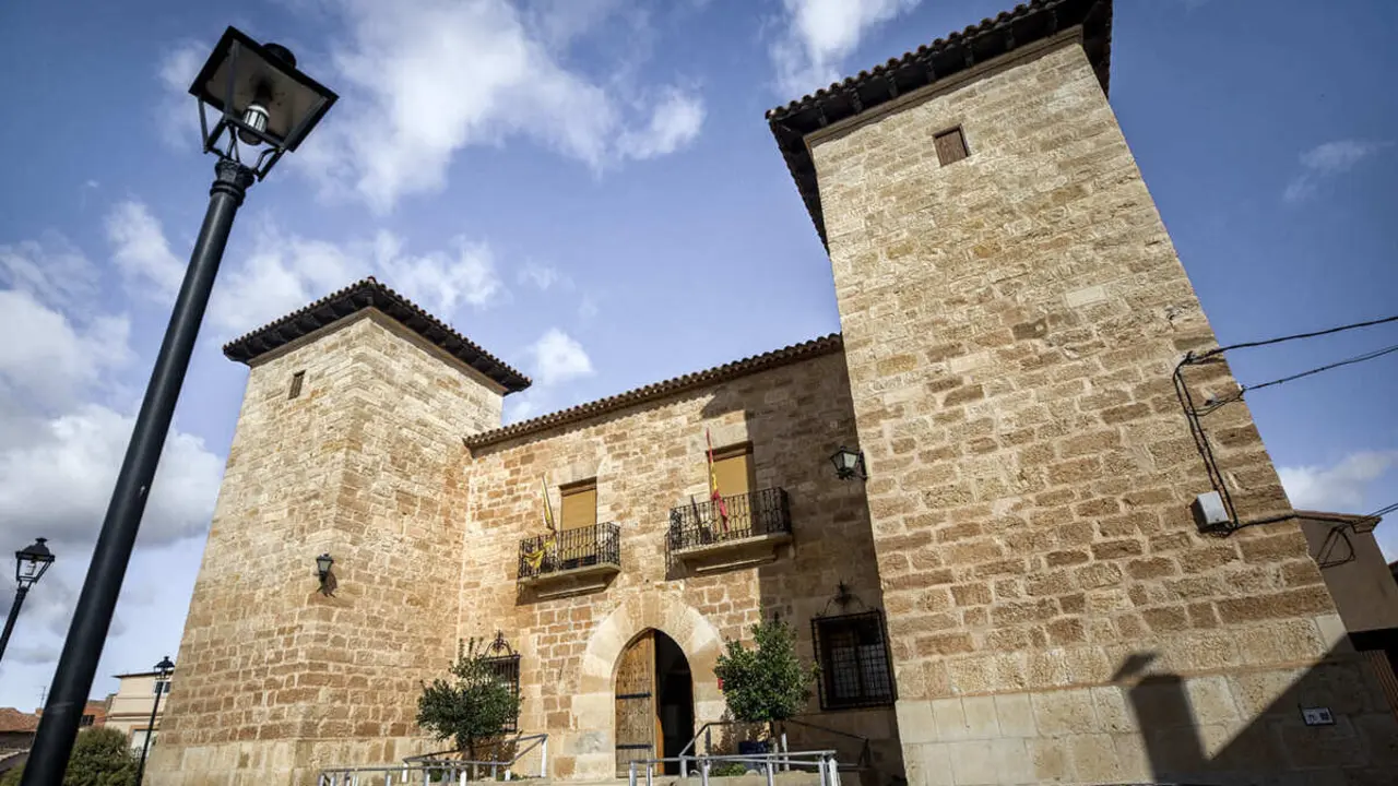 El pueblo de Teruel que fue 'arrasado' en la Guerra: 5 ermitas y est&aacute; hermanado con Rusia