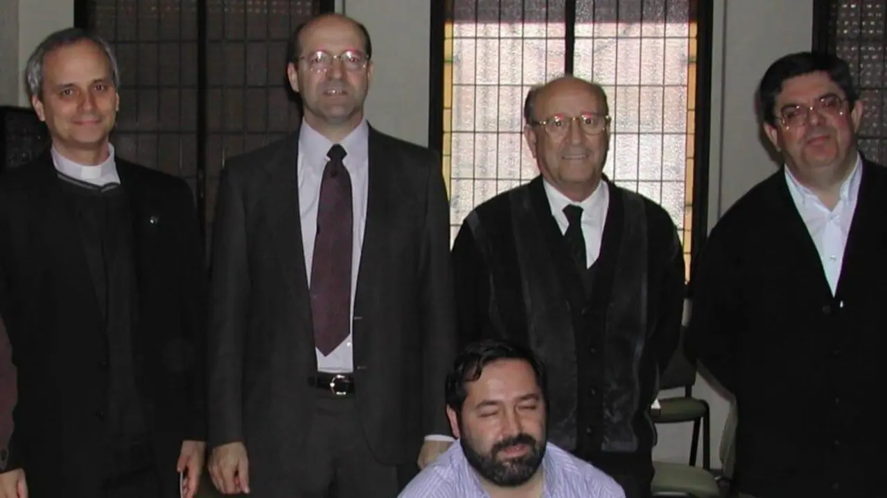 Prevost (a la izquierda)con tres directores del Colegio San Agust&iacute;n cuando era general de la orden, en en 2005 en Zaragoza. - ORDEN DE SAN AGUST&Iacute;N