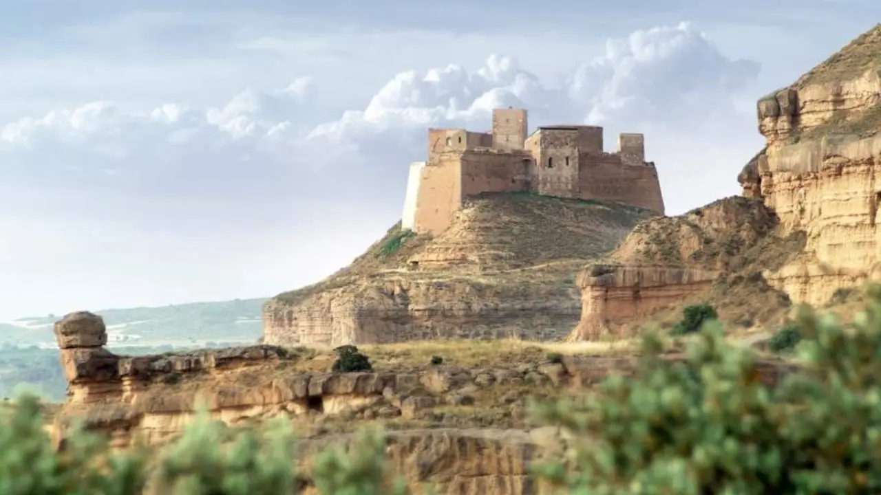 El pueblo de Huesca con un castillo templario de pel&iacute;cula y su escalofriante leyenda, Turismo de Arag&oacute;n