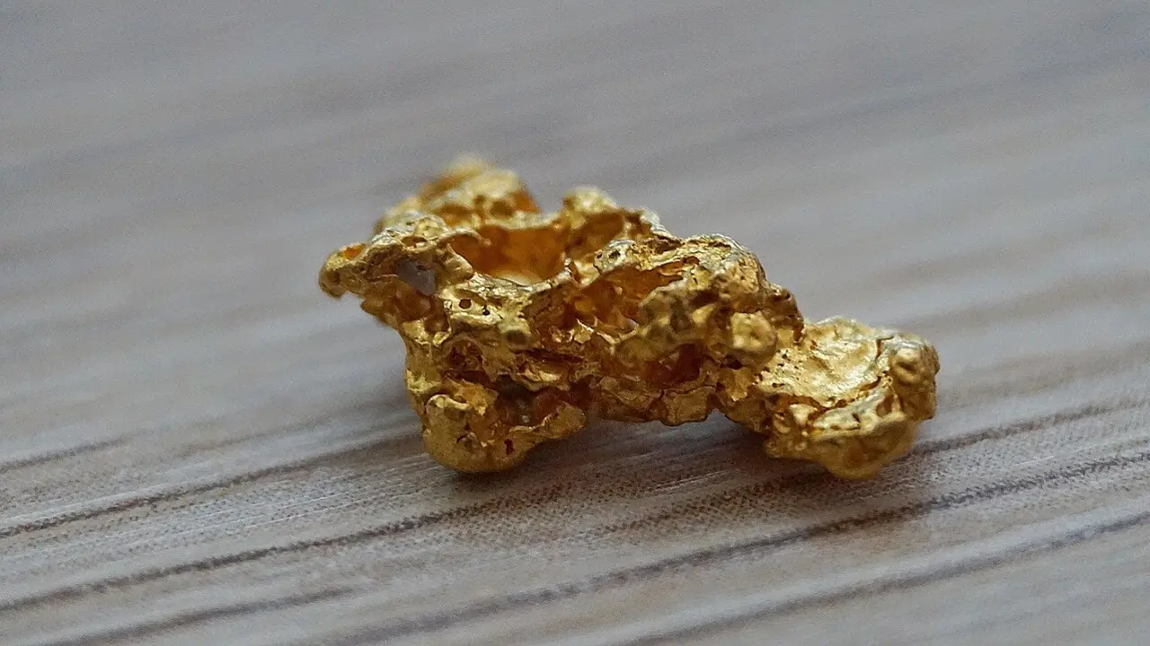 Piedra de oro.
