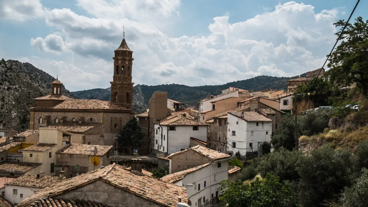 Un pueblo de Teruel / Jos&eacute; Antonio Abad