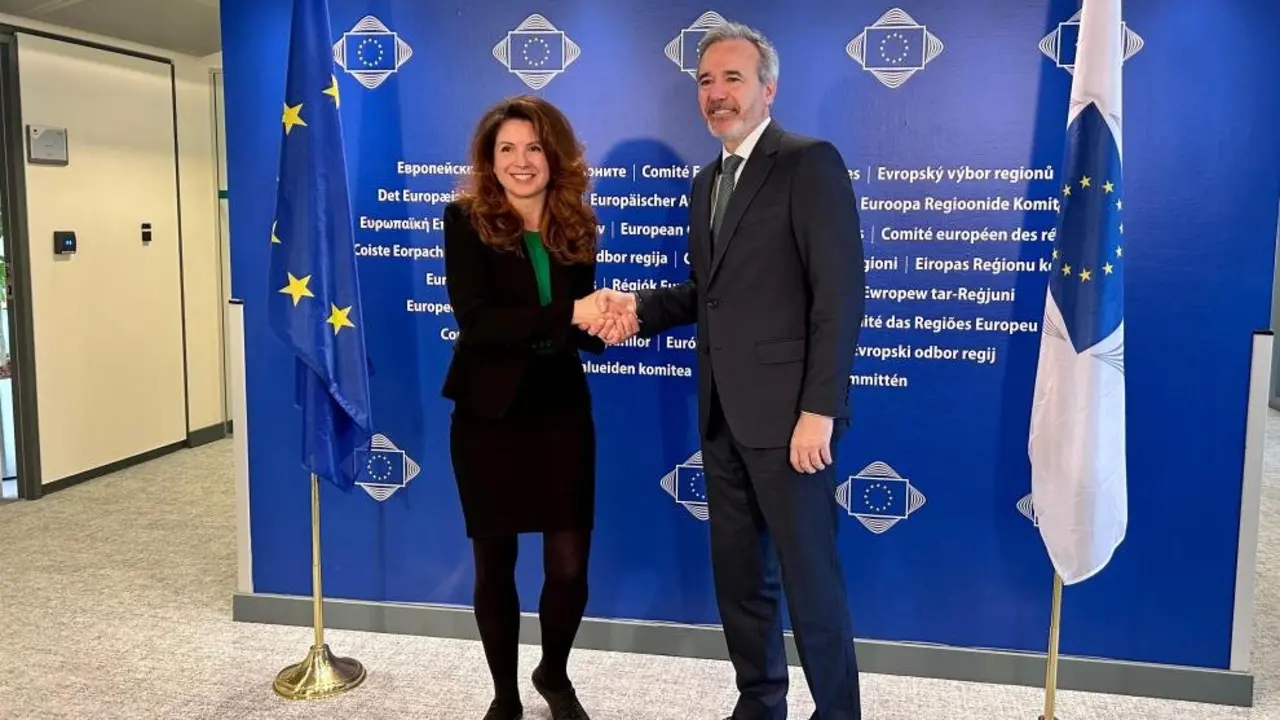 El presidente del Gobierno aragon&eacute;s, Jorge Azc&oacute;n, en Bruselas