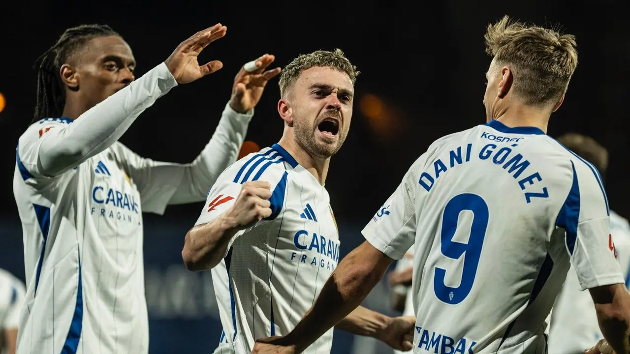 Sober&oacute;n y Dani G&oacute;mez con el Real Zaragoza / Marcos Cebri&aacute;n