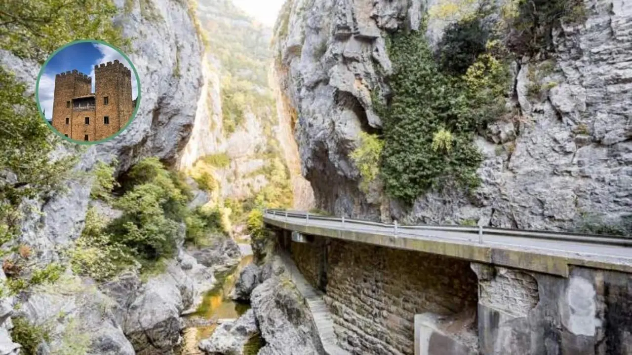 El pueblo del Pirineo con castillo a las puertas de un precioso valle