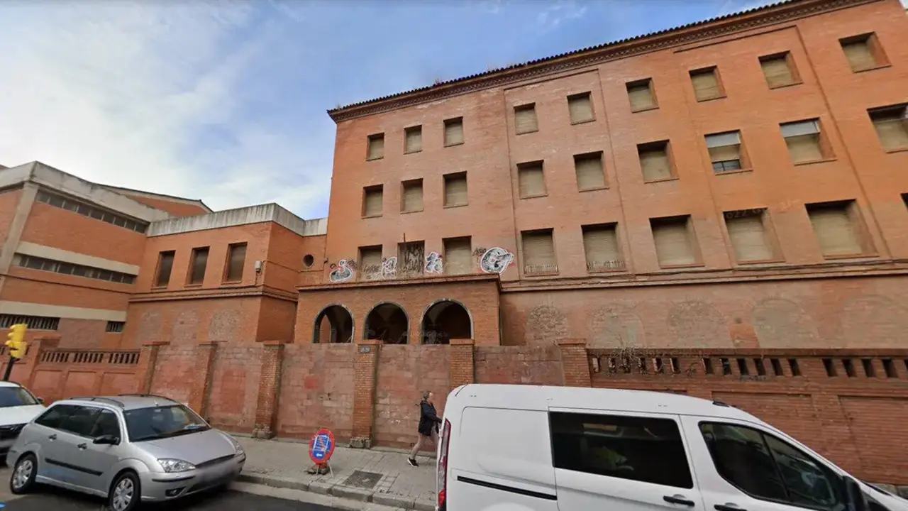 Antiguo colegio Jes&uacute;s y Mar&iacute;a, Zaragoza