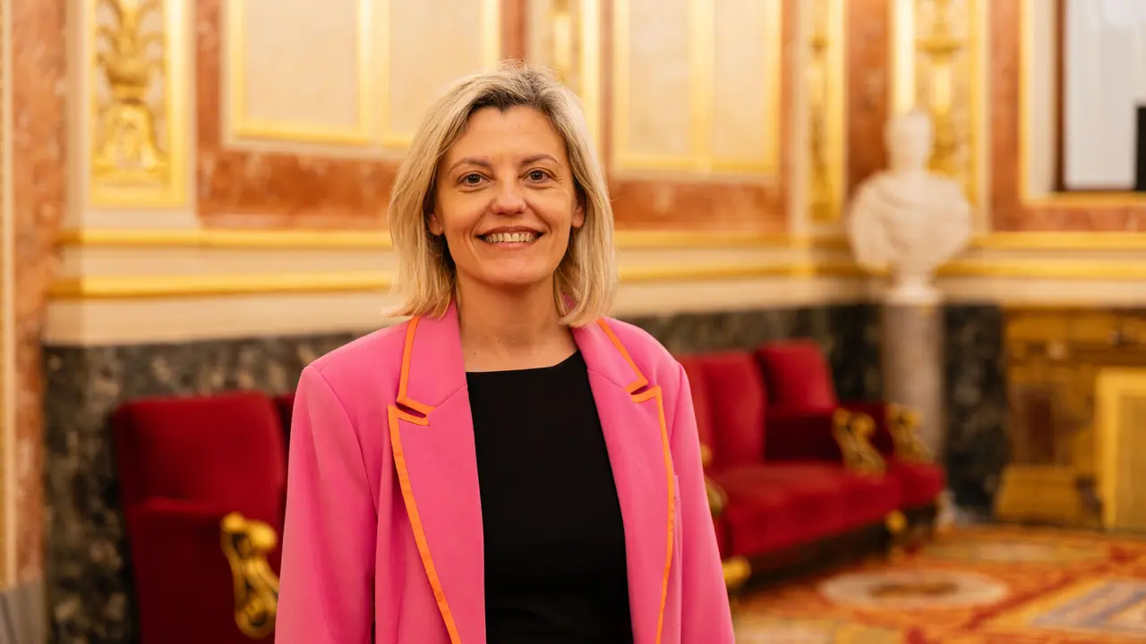 Bego&ntilde;a Nasarre, del PSOE, en el Congreso de los Diputados