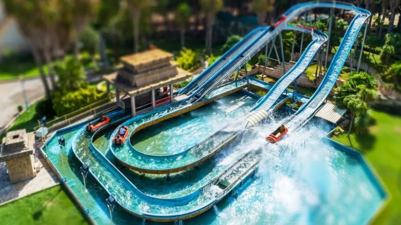 Una de las atracciones acu&aacute;ticas m&aacute;s queridas del Parque de Atracciones de Zaragoza / HOY ARAG&Oacute;N