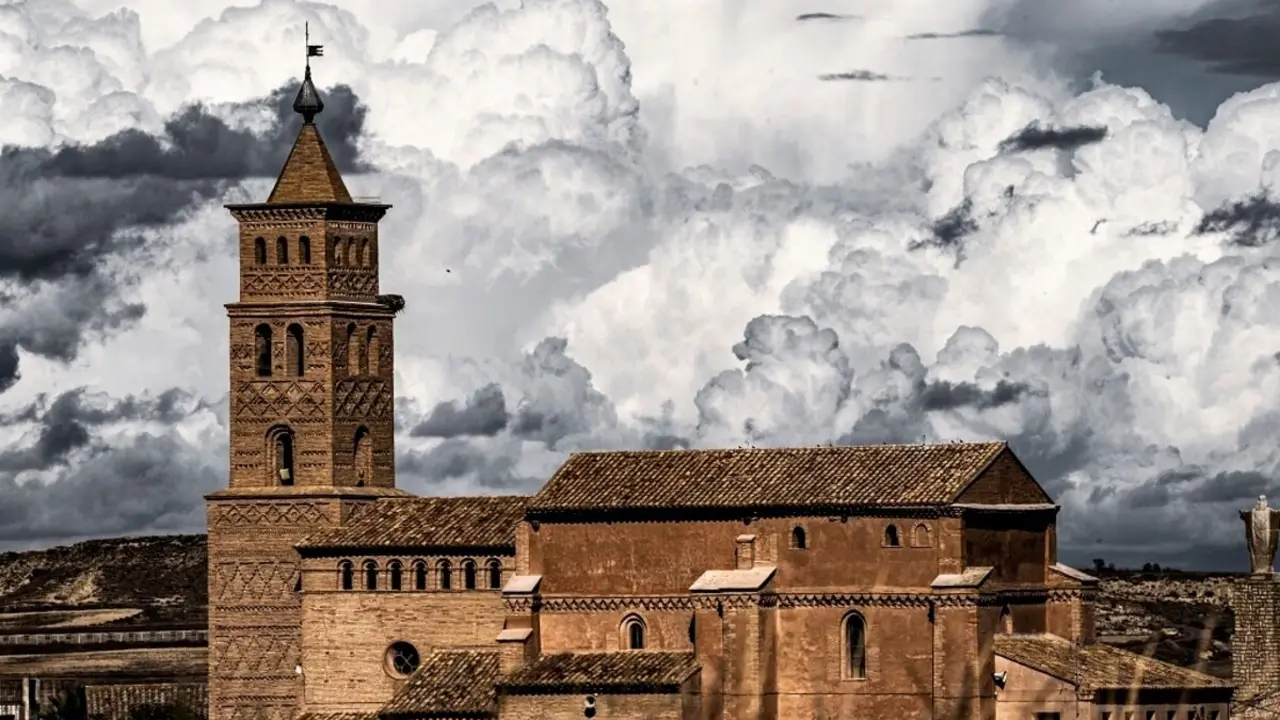 Alcubierre ./ Turismo de Monegros
