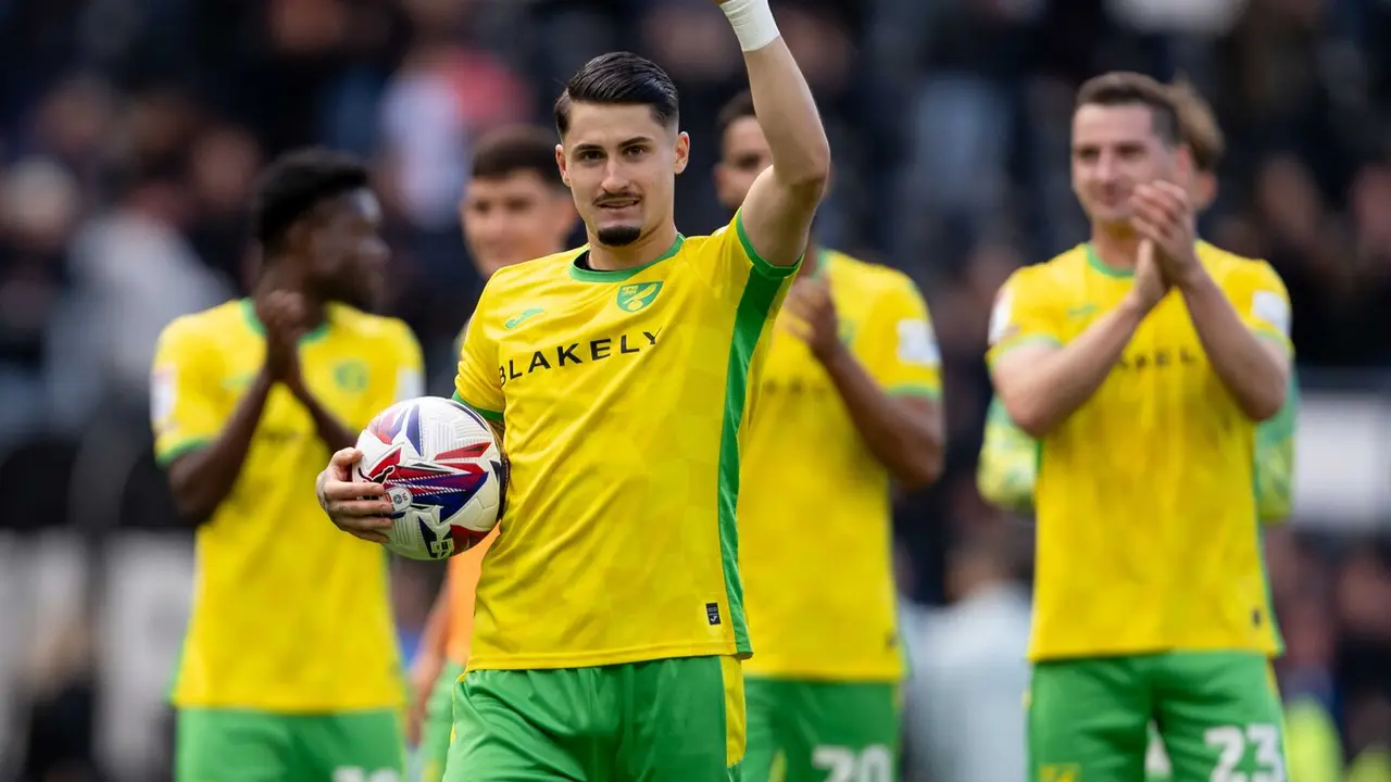 Borja Sainz durante un partido con el Norwich / Norwich City