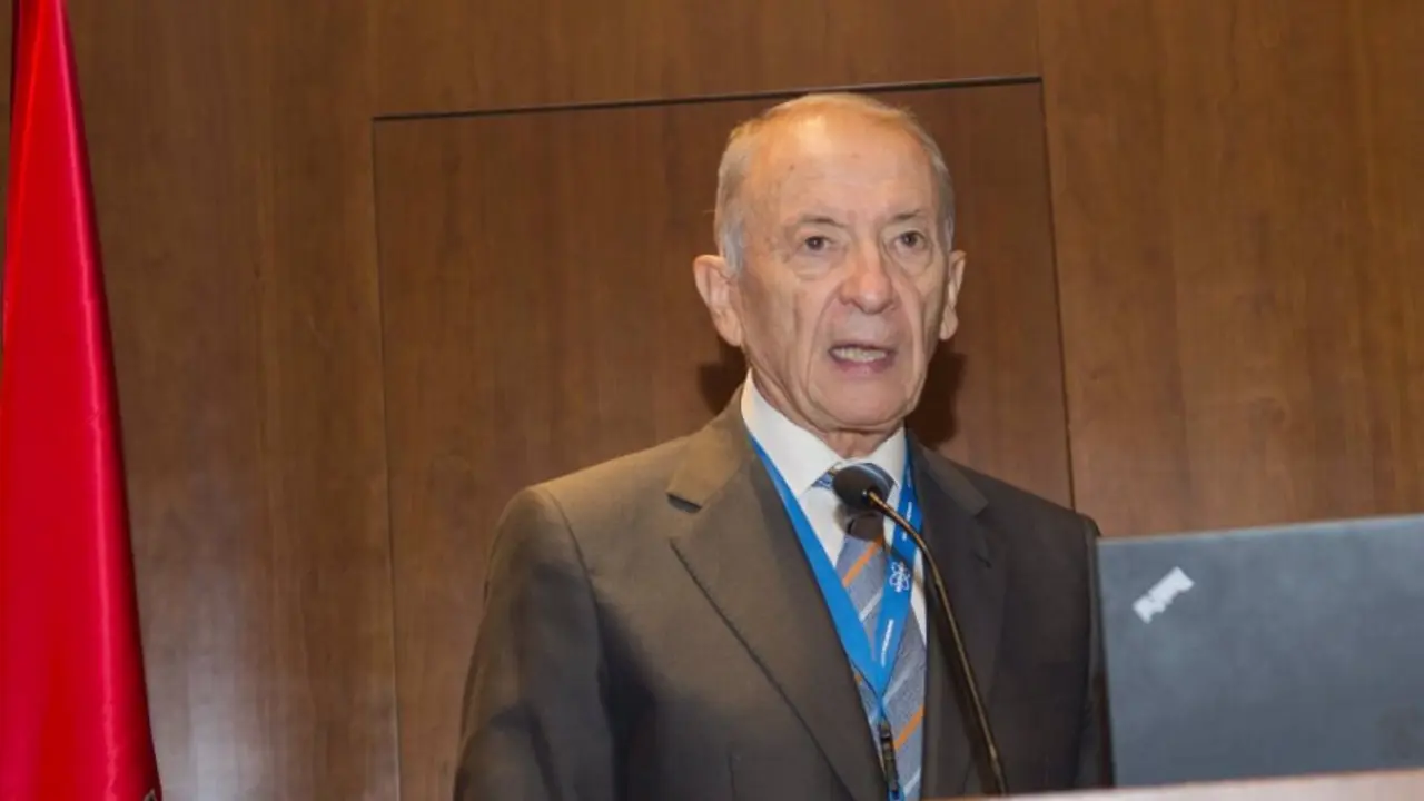 El catedr&aacute;tico em&eacute;rito de Qu&iacute;mica Inorg&aacute;nica de la Universidad de Zaragoza, Luis Oro. - UNIVERSIDAD DE ZARAGOZA