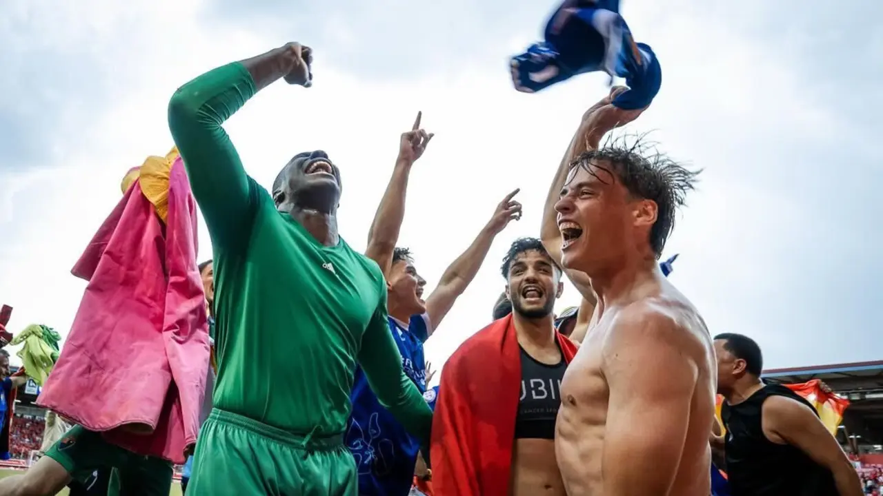 Celebraci&oacute;n del CD Teruel tras conseguir el ascenso / CD Teruel