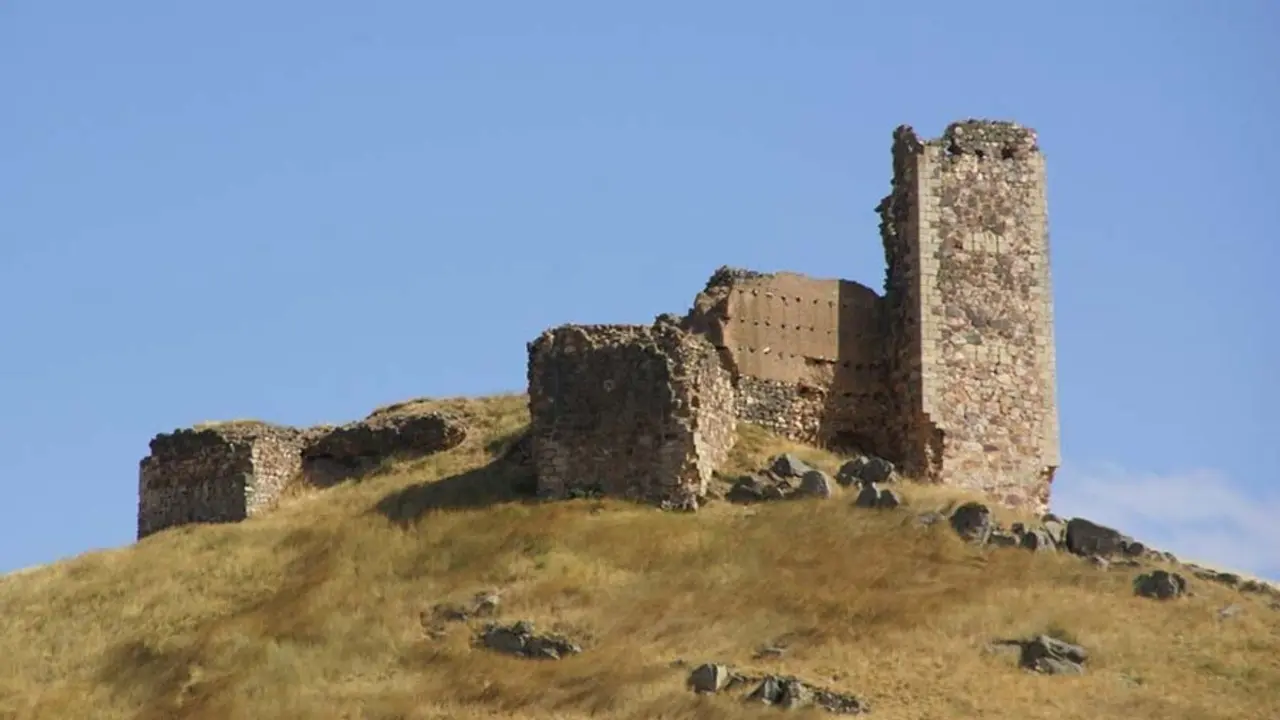 Castillo de Santed ./ Fortificaciones de Espa&ntilde;a