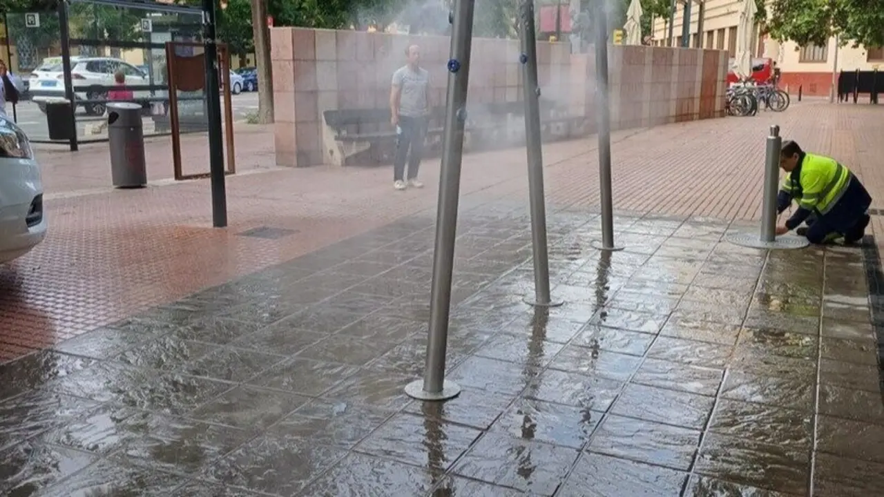El Ayuntamiento de Zaragoza adelanta la activaci&oacute;n de su red de refugios clim&aacute;ticos