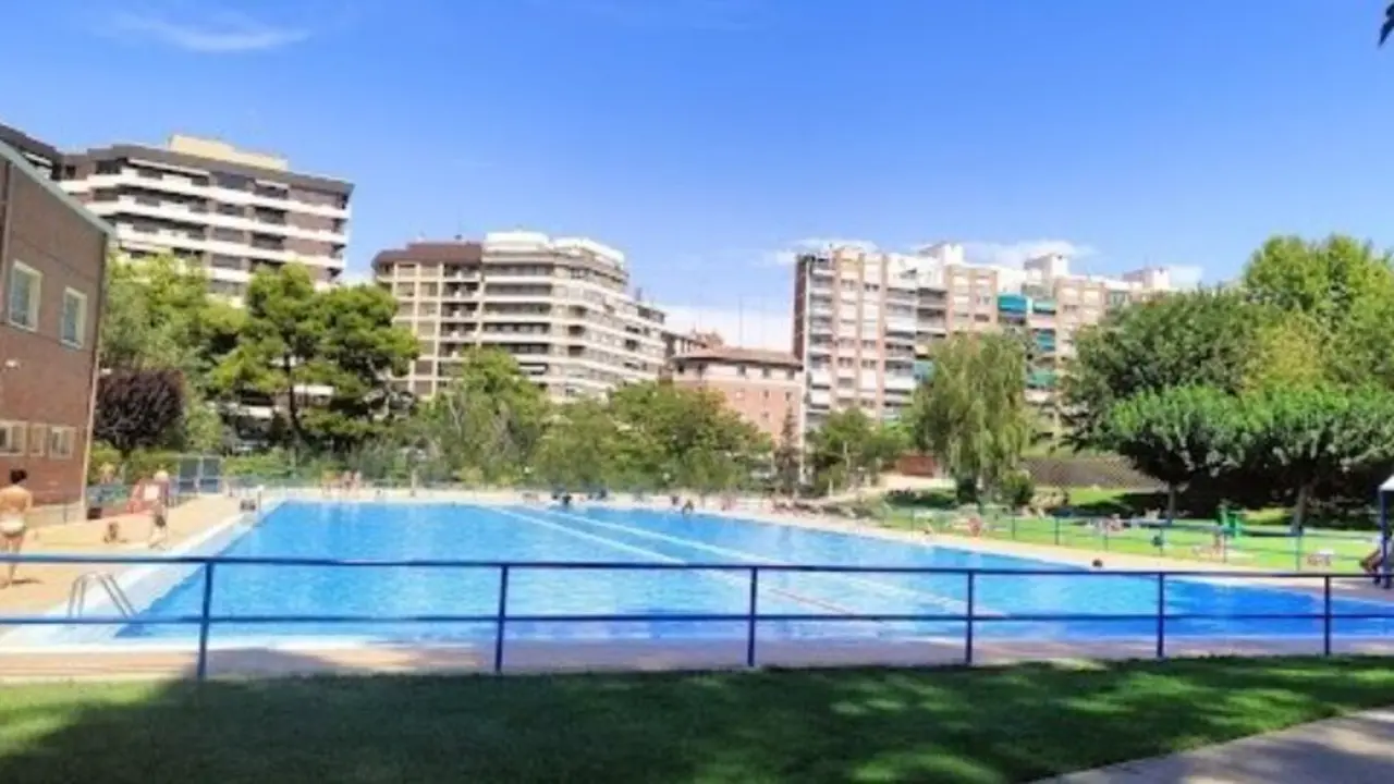 Centro Deportivo Municipal Perico Fern&aacute;ndez. / Gimnasios Fitness