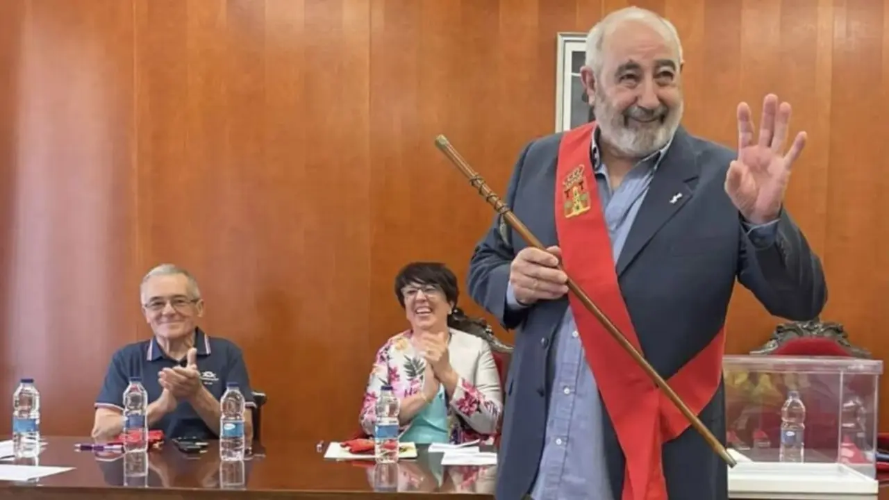 Lucio Cucal&oacute;n