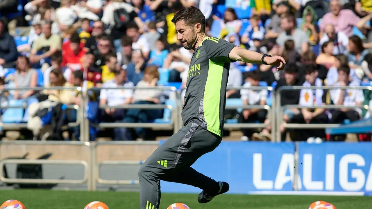 Gabi Fern&aacute;ndez durante un entrenamiento en La Romareda / Real Zaragoza